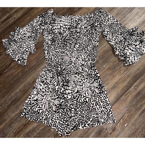 Lilly Pulitzer Preppy Designer Classic Lula Ruffle Romper Small - Picture 1 of 12